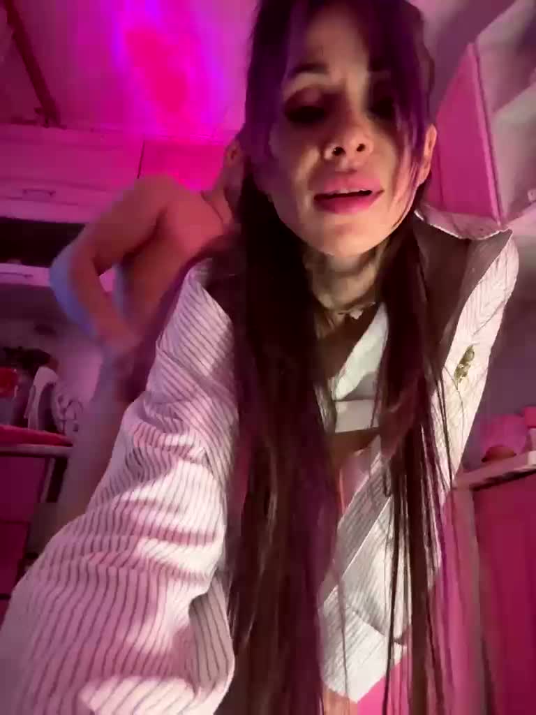 VIP17CoupleDream Adult Chat March 20, 2026