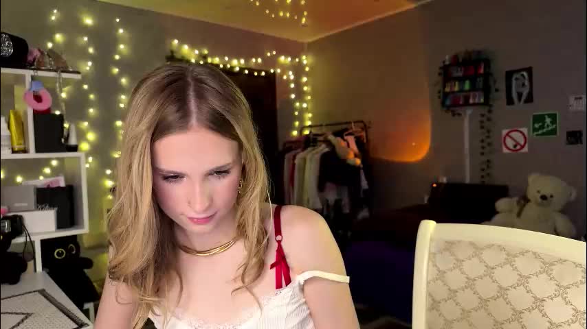 amily_sunray Adult Chat March 20, 2026