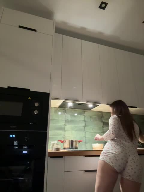 Emili1- Adult Chat March 20, 2026