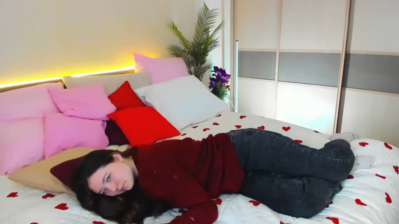 AlluringLookk Adult Chat March 20, 2026