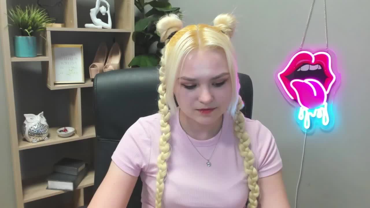 SweetLilyxo Adult Chat March 20, 2026