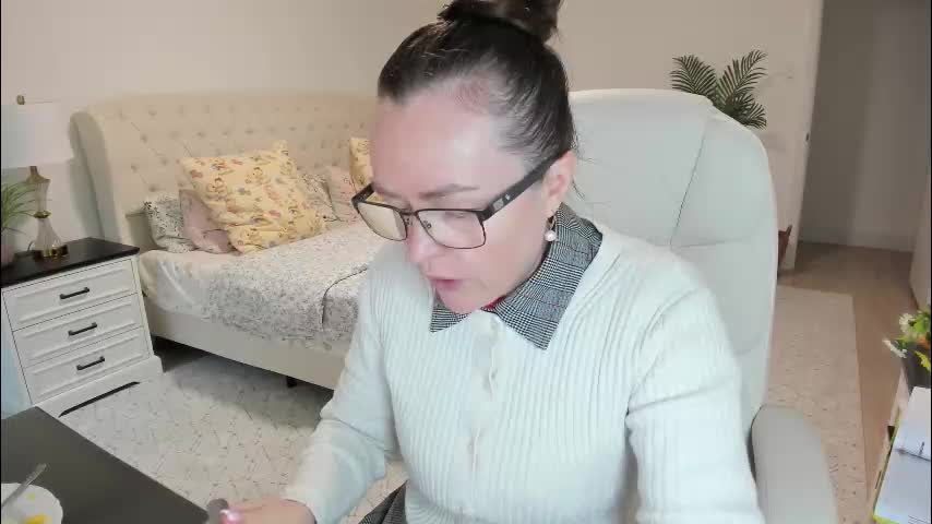 vika7333 Adult Chat March 21, 2026