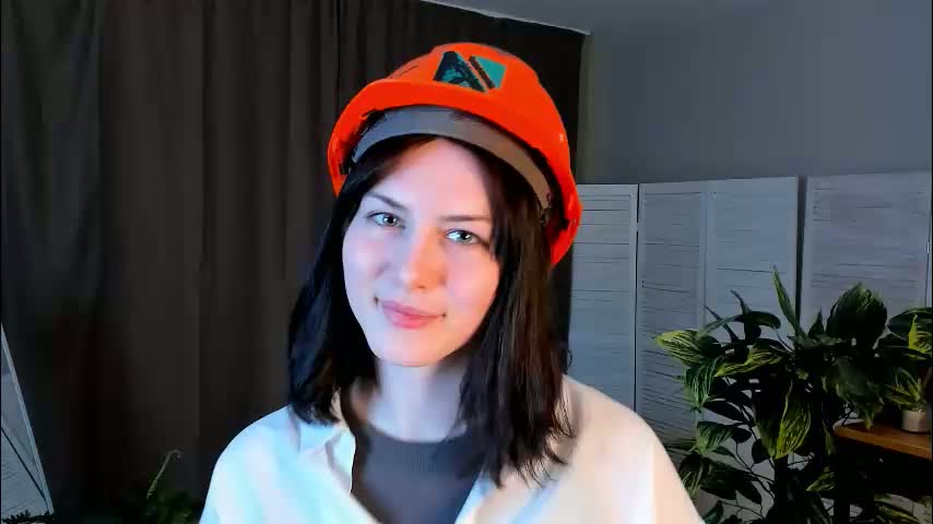 christaschrecongost Adult Chat March 21, 2026