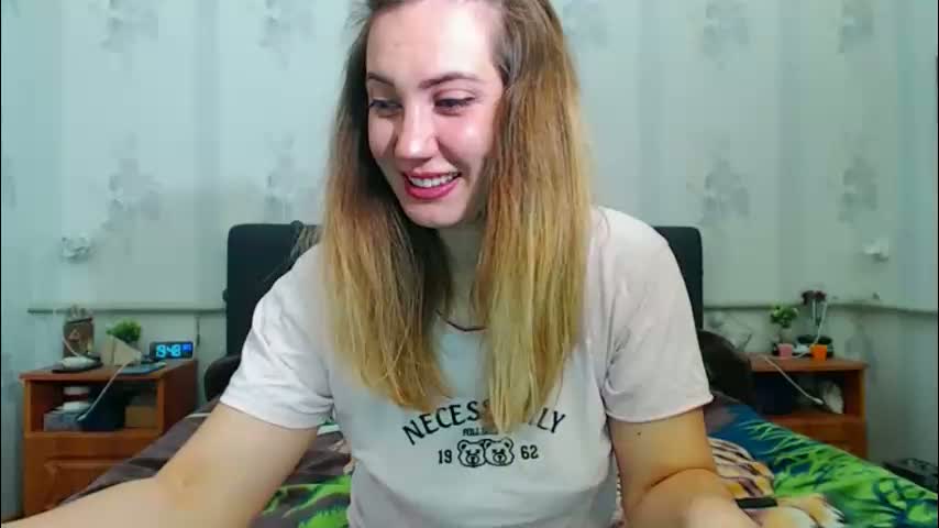 lilu_cute25 Adult Chat March 21, 2026