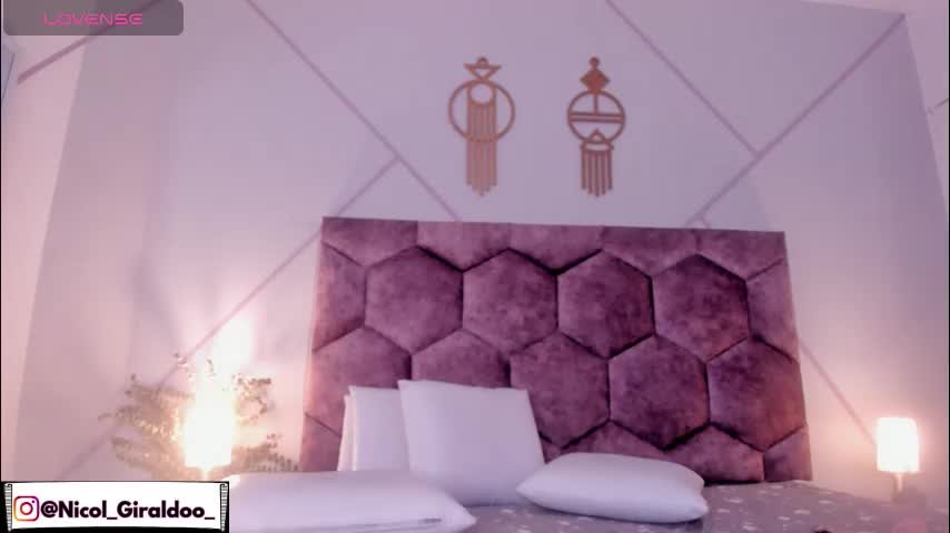 nicol_giraldo Adult Chat March 21, 2026