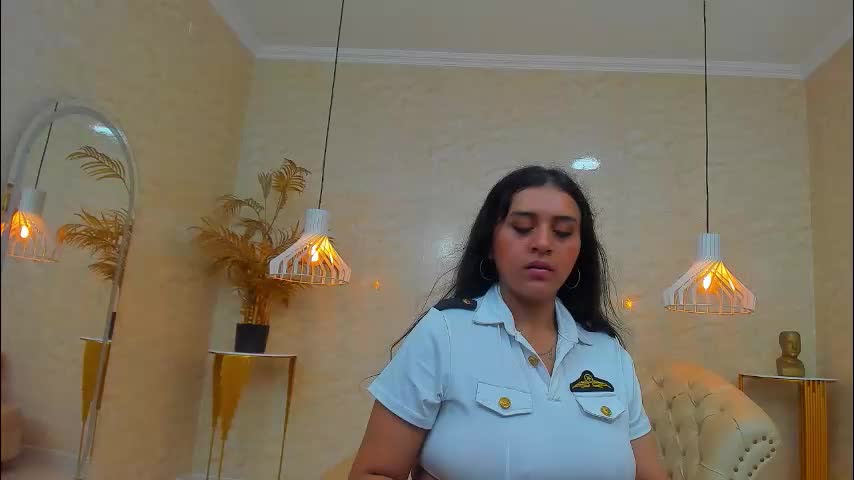 lunaa_abril Adult Chat March 21, 2026