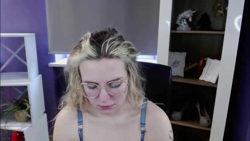 blackrosezoey Adult Chat March 21, 2026