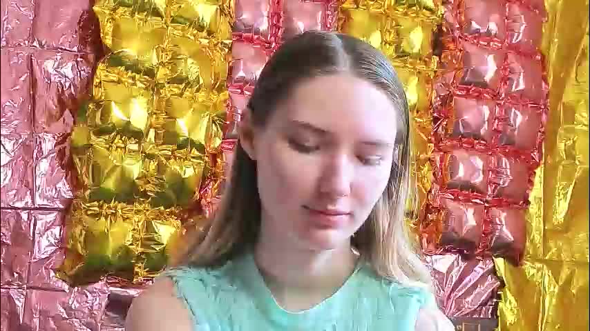 _kikiclark_ Adult Chat March 21, 2026