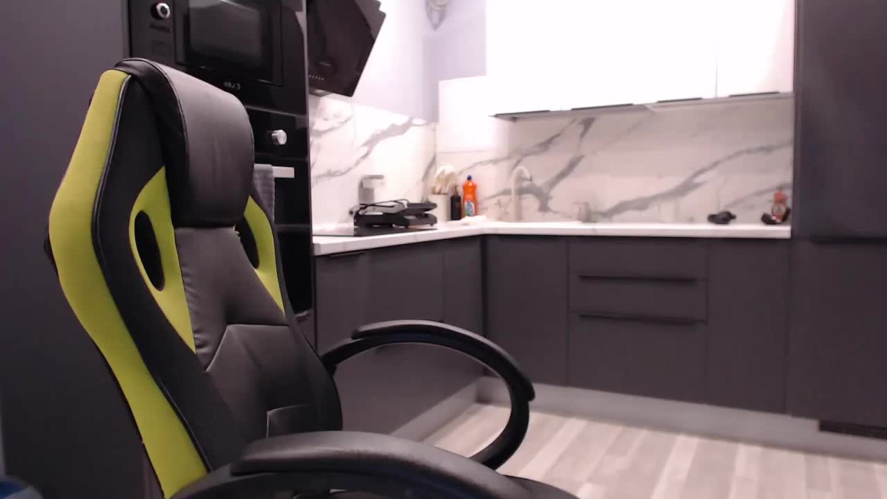 blondalina Adult Chat March 21, 2026