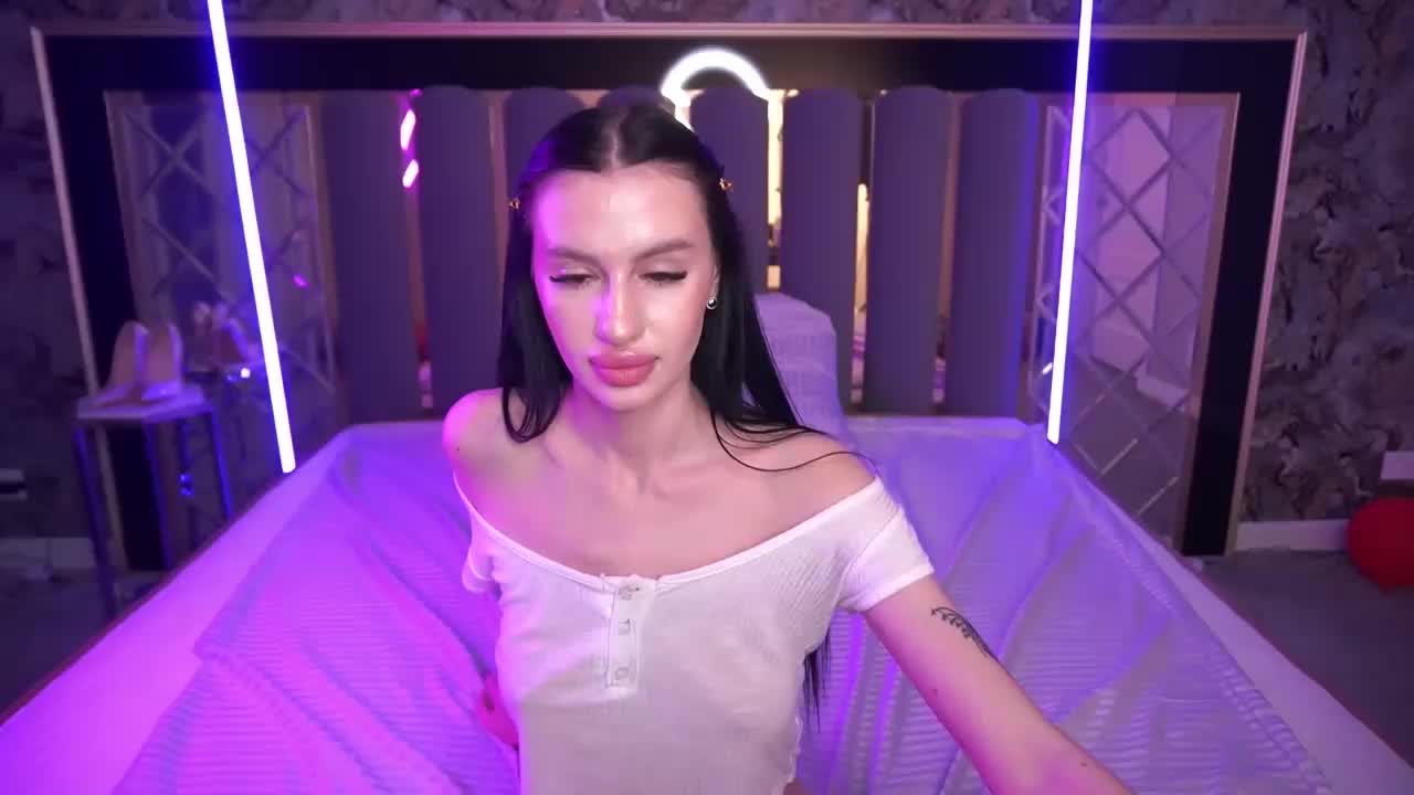 SnowWhiteee Adult Chat March 22, 2026