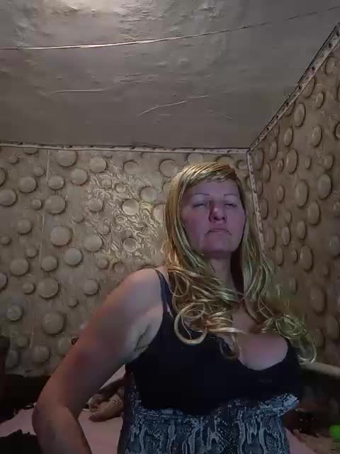 FameLara Adult Chat March 22, 2026