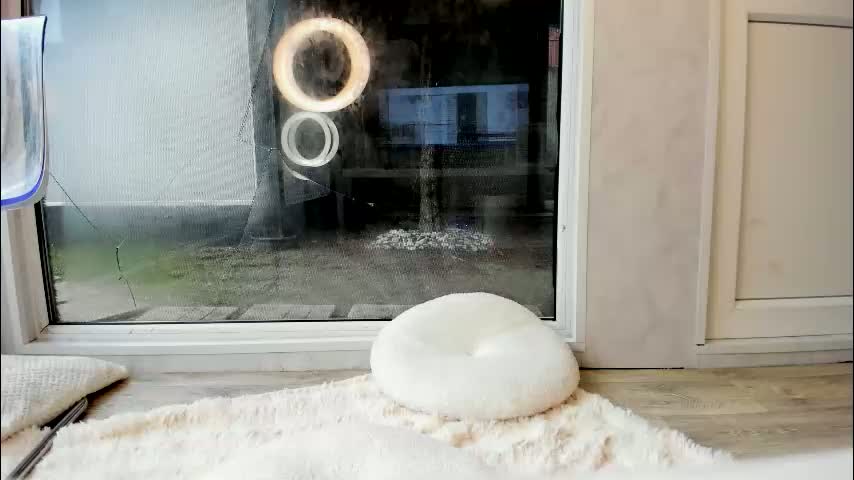 naila18 Adult Chat March 22, 2026