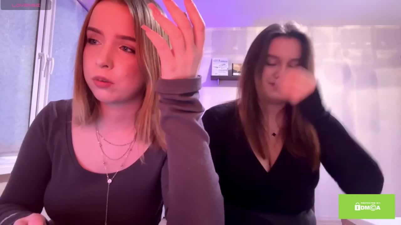 EllenaSawtella Adult Chat March 22, 2026