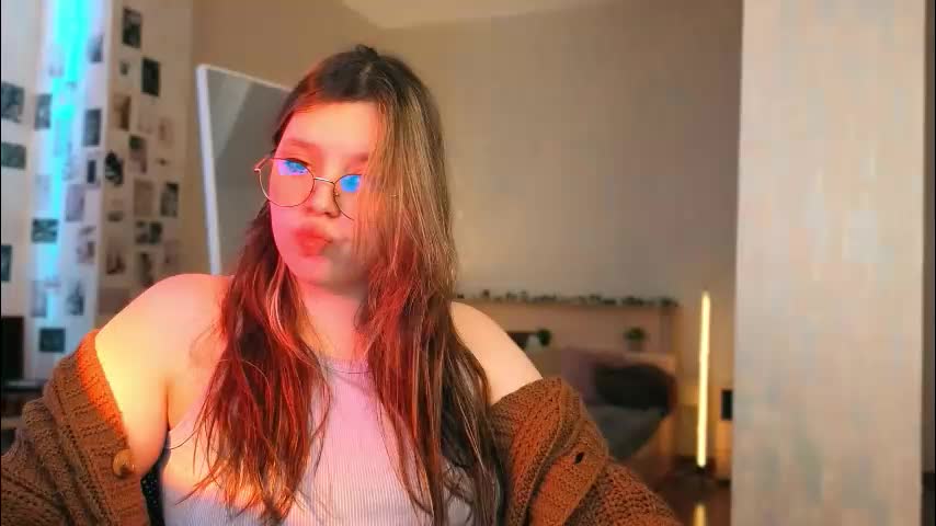 chloe_rozzy Adult Chat March 22, 2026
