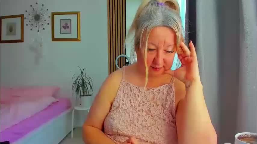 blonde_angel20 Adult Chat March 23, 2026