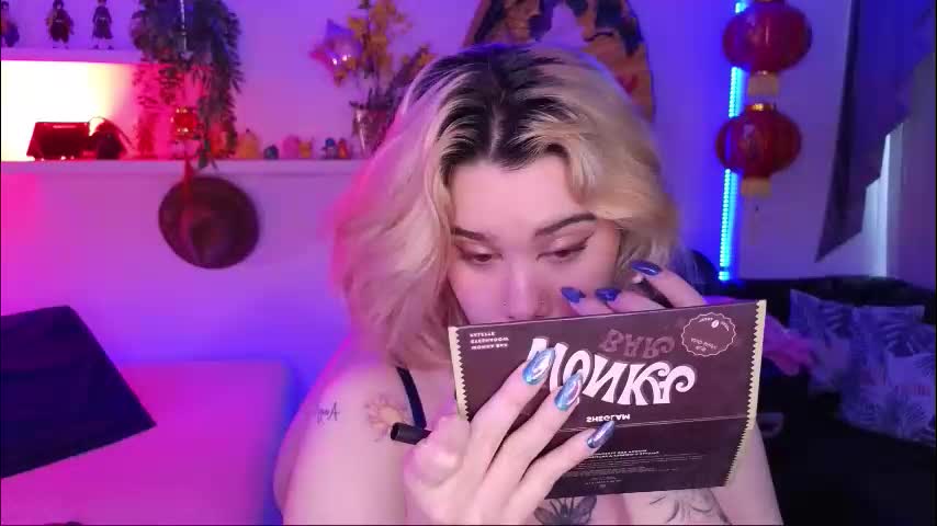 albaandthayron Adult Chat March 22, 2026