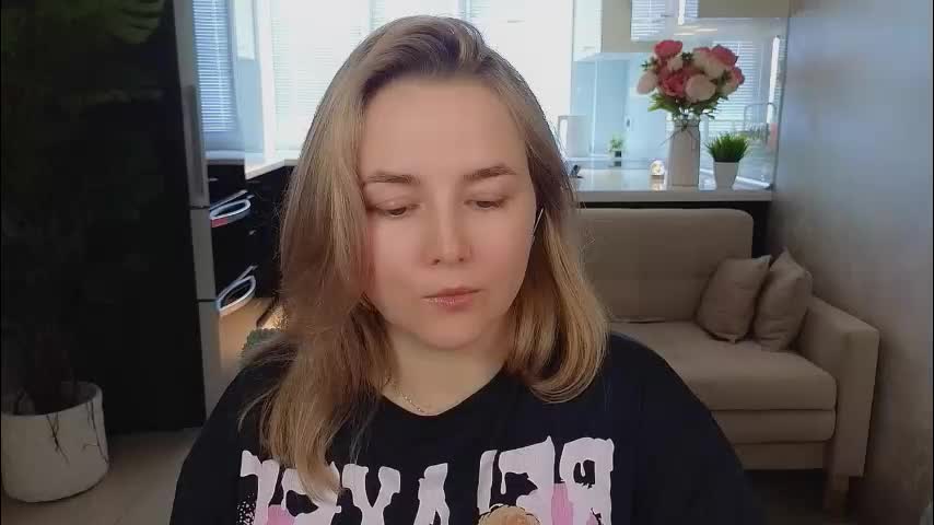 mira_mermayd Adult Chat March 22, 2026