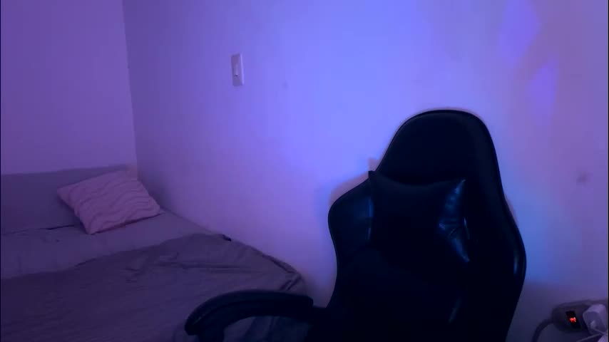 laura_d23 Adult Chat March 23, 2026