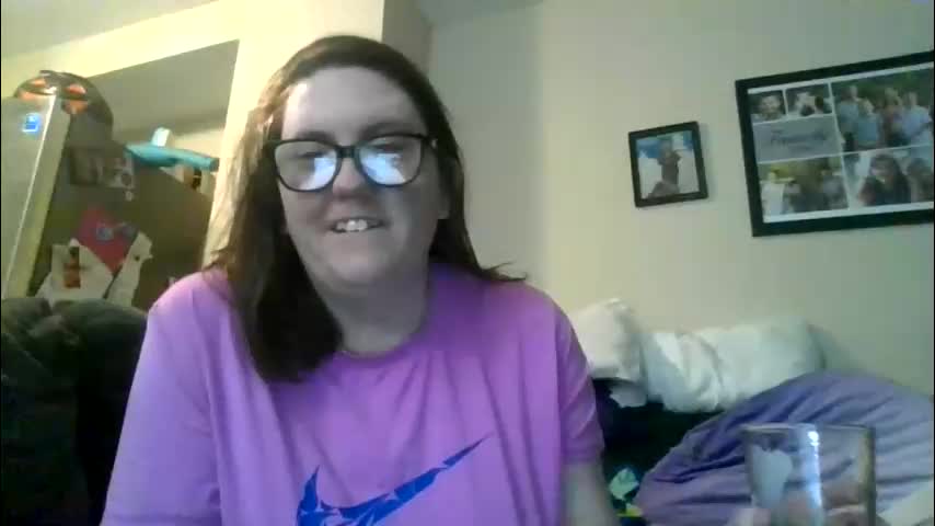 fuzzypeaches87 Adult Chat March 22, 2026