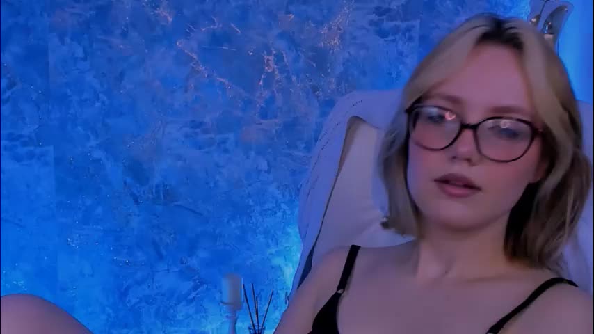 madeline_doll Adult Chat March 22, 2026