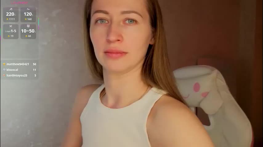 sara_hwan Adult Chat March 22, 2026