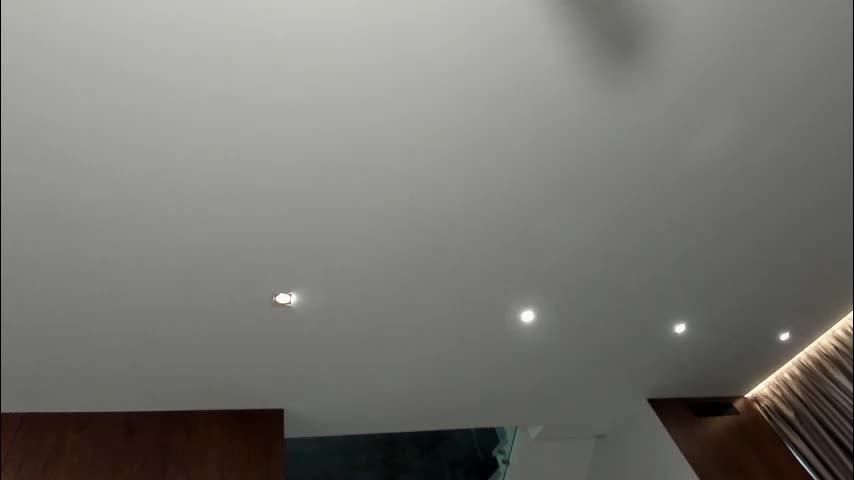 ehotlovea Adult Chat March 22, 2026