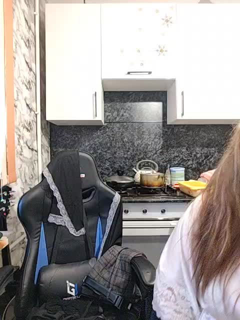 Innokentiy449 Adult Chat March 23, 2026