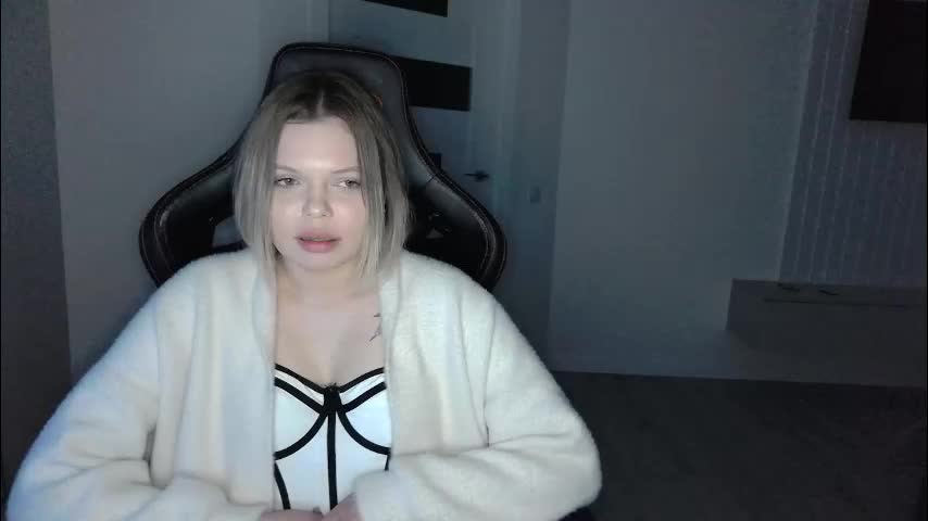 moon_lili Adult Chat March 23, 2026