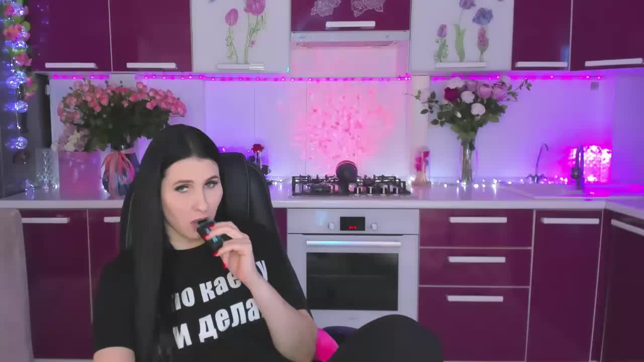 Olivija2020 Adult Chat March 23, 2026