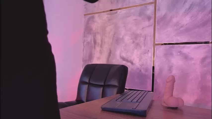 ellaochoa Adult Chat March 24, 2026