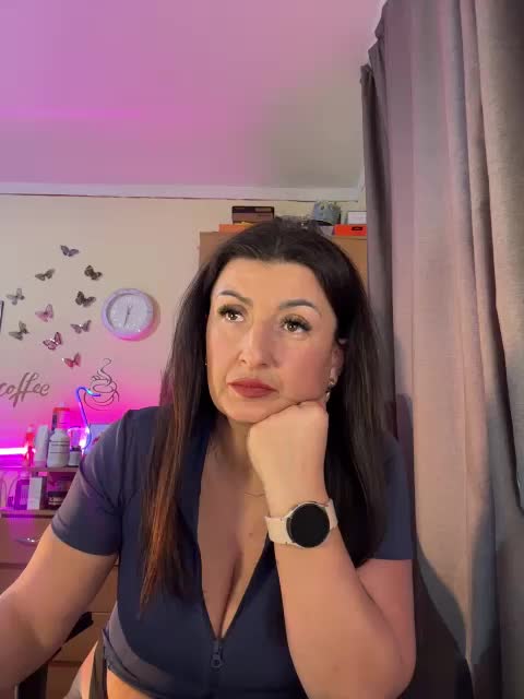 Hotangel75 Adult Chat March 23, 2026