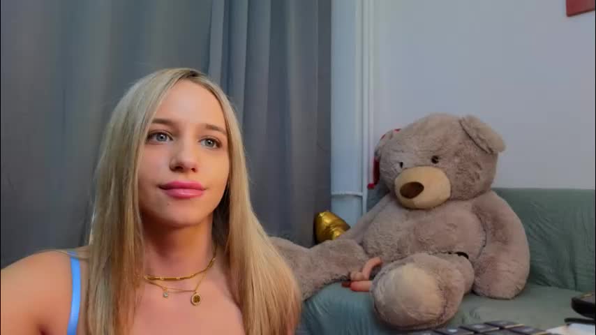 angel_hot777 Adult Chat March 23, 2026