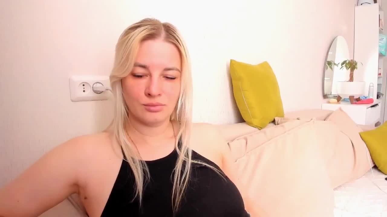 Princessa_ya Adult Chat March 24, 2026