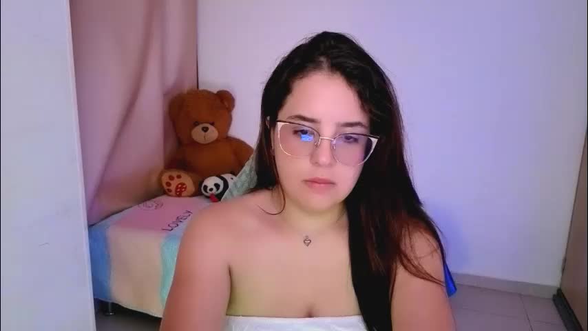 alicia_hotxx Adult Chat March 24, 2026