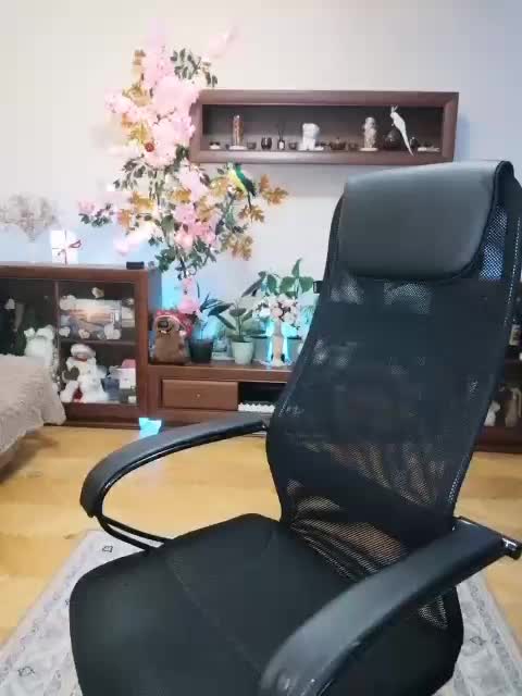 JuliaHesperaks Adult Chat March 23, 2026