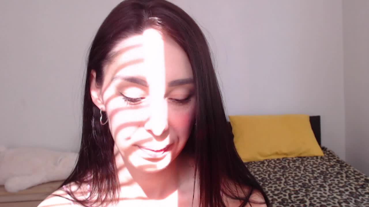 ValeriaFoxx Adult Chat March 24, 2026