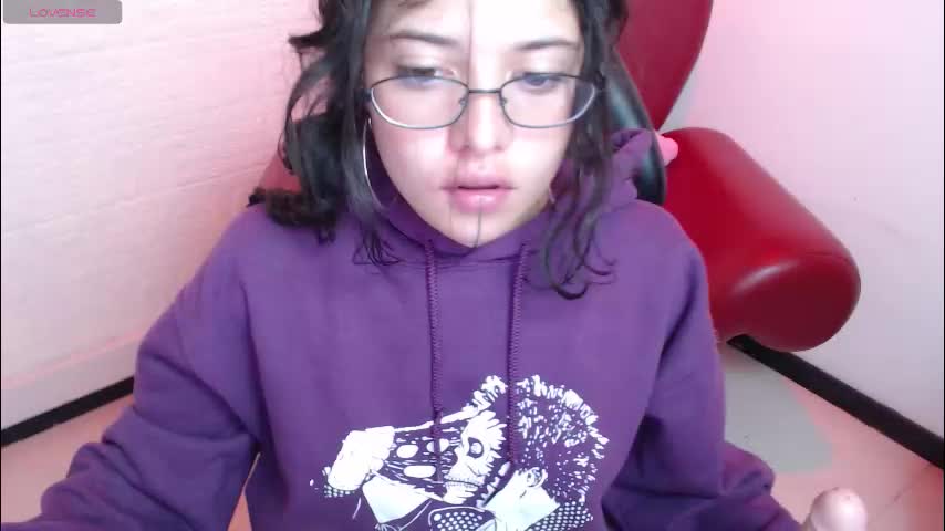 petite_melodyy Adult Chat March 24, 2026