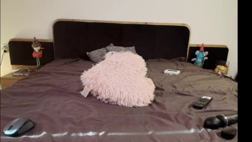 xoxo_cherry1 Adult Chat March 24, 2026