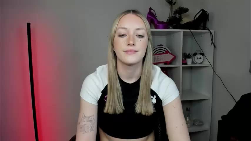 evelynblond Adult Chat March 24, 2026