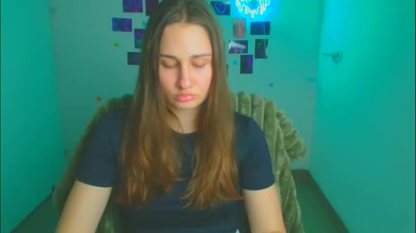 lora_kisses Adult Chat March 24, 2026