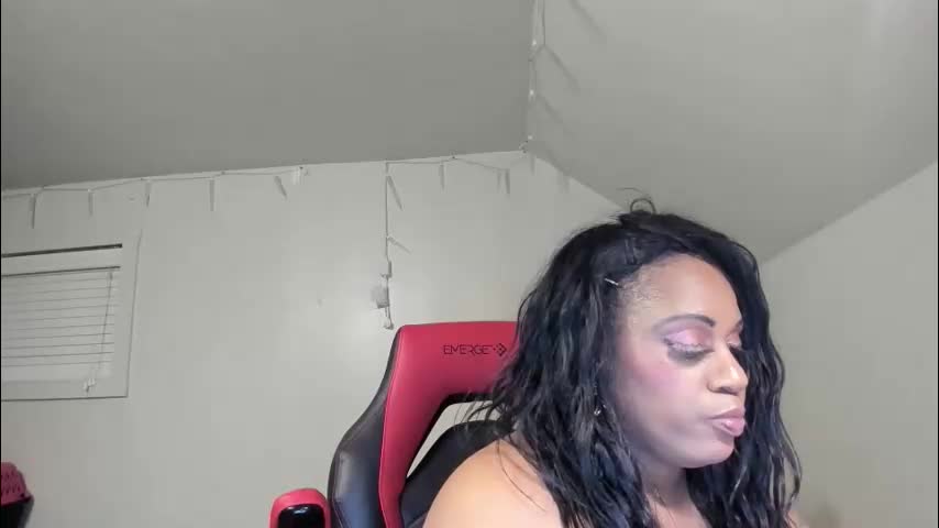 bigthickgirl35 Adult Chat March 24, 2026