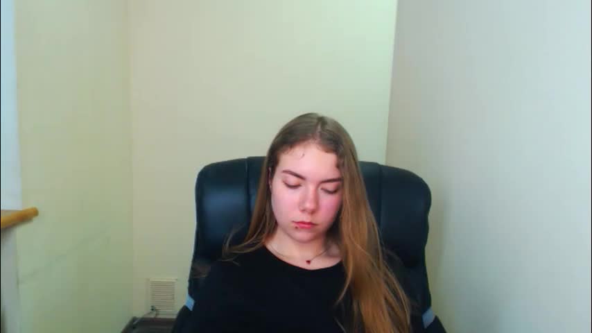 zoey_deuttch Adult Chat March 24, 2026