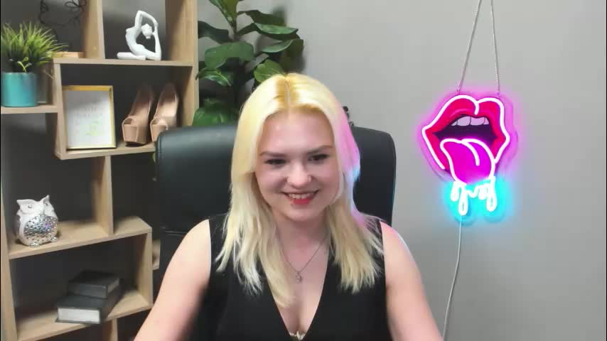lilysweetxo Adult Chat March 24, 2026