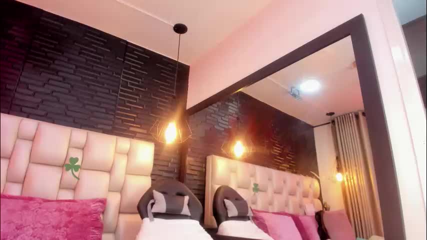 afroditagreenn Adult Chat March 24, 2026