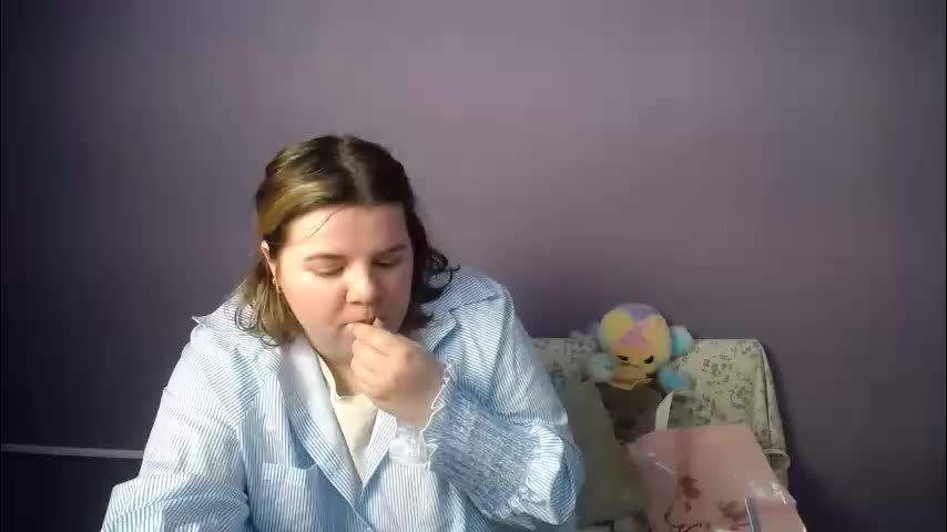 shyness_girl Adult Chat March 24, 2026