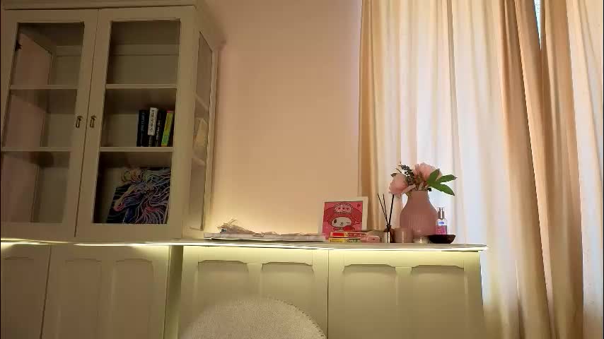 alisia_mars Adult Chat March 24, 2026