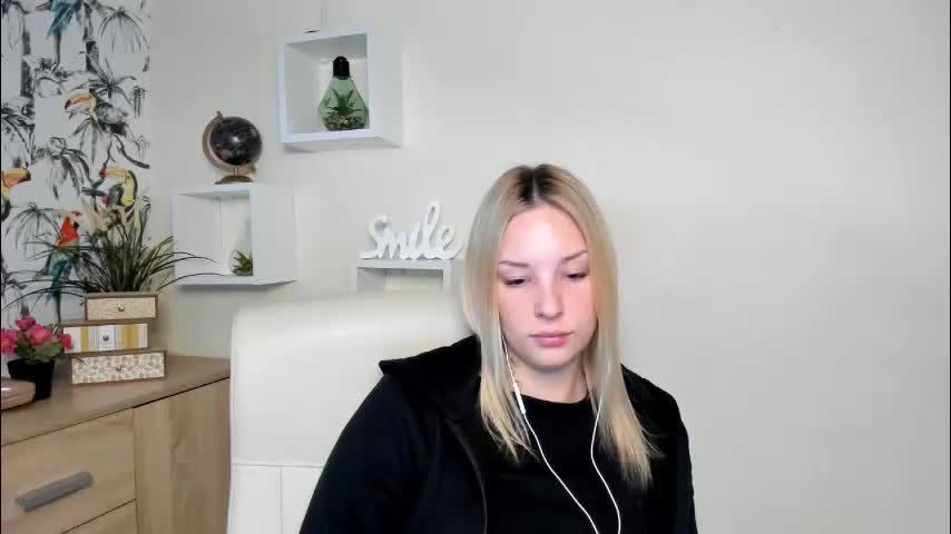 angela21babe Adult Chat March 24, 2026