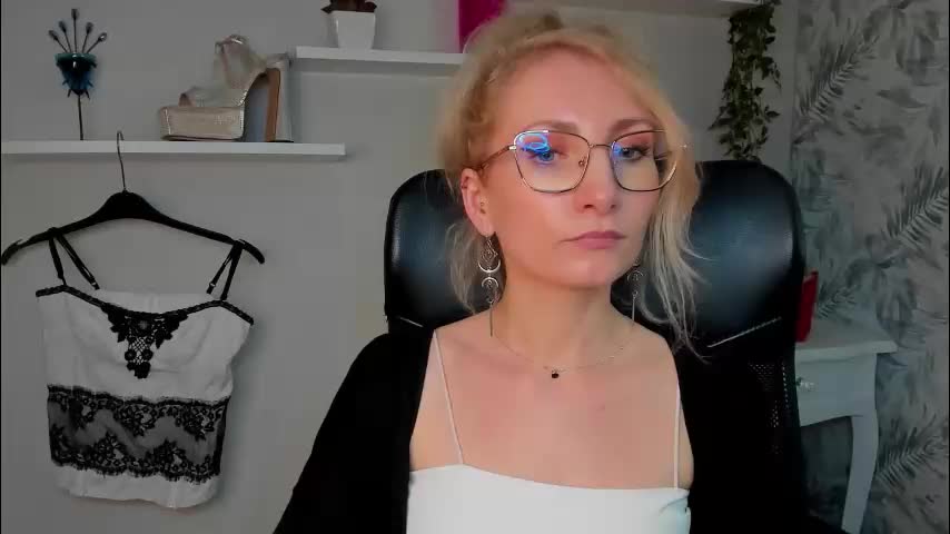 cinderellamoon Adult Chat March 24, 2026