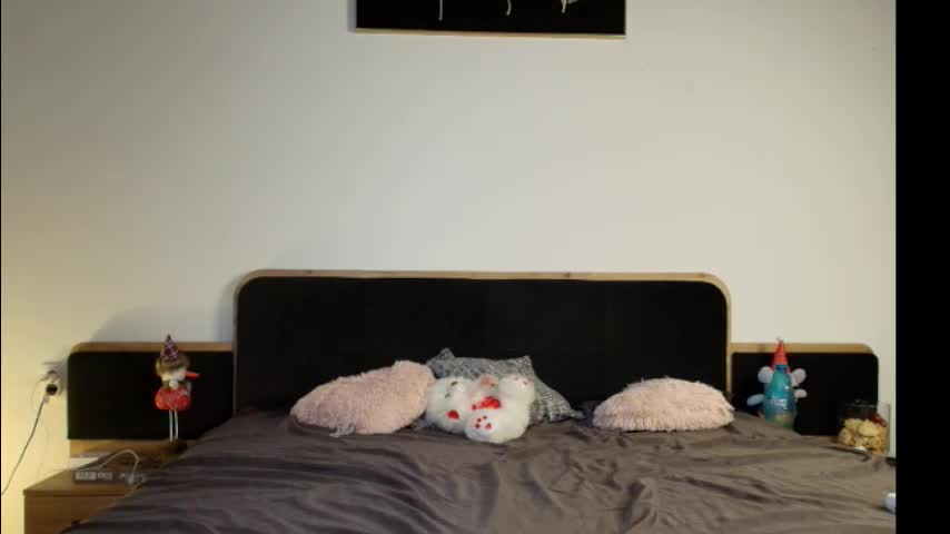 xoxo_cherry1 Adult Chat March 24, 2026