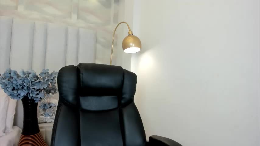 1m_emily Adult Chat March 25, 2026
